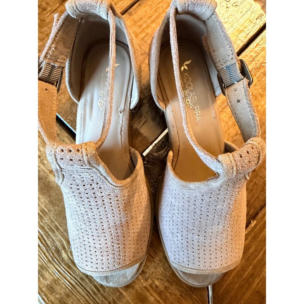 Koolaburra by UGG Suede Block Heel 2” Perforated Sandals Peep Toe Beige US 6.5 - Picture 4 of 13